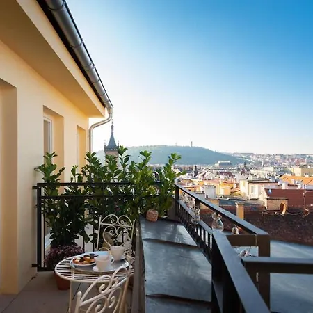 Amazing View In The Very Heart Of Prága